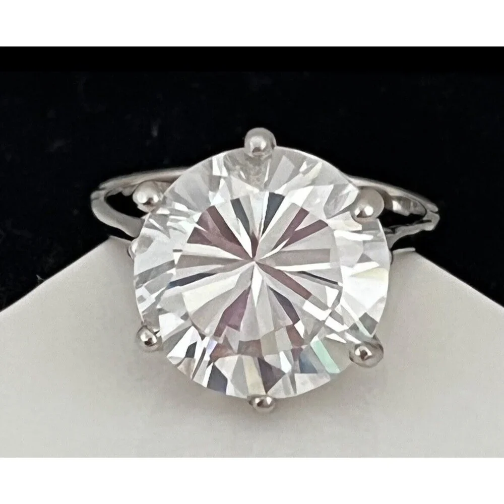 Vintage 1970s Ring Size 6 Uncas CZ Solitaire Round Cut White Gold Plated - 14S